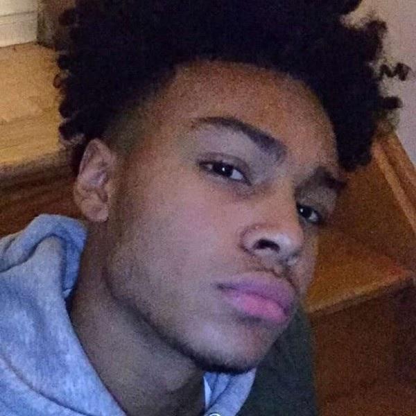 Girls, rate this guy 1-10 on looks?