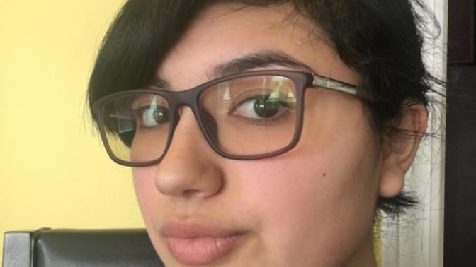 Am I pretty? Please rate me?