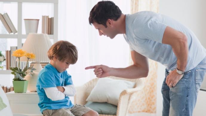 Parents, anyone, please tell me your thoughts... Do you think its okay to discipline/talk down to someone else's child?