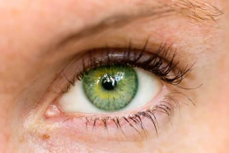 What colour eyes do you prefer? What colour are yours?