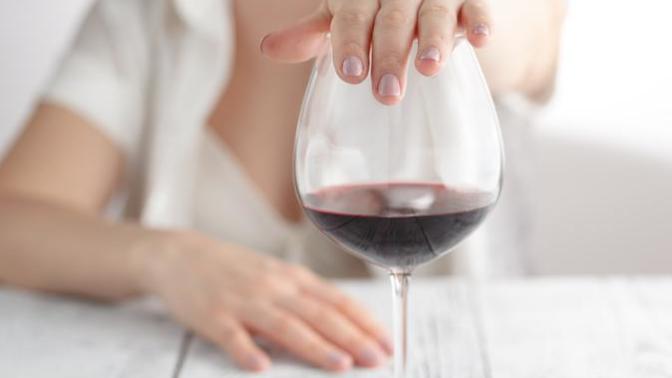 Does anybody here abstain from alcohol?