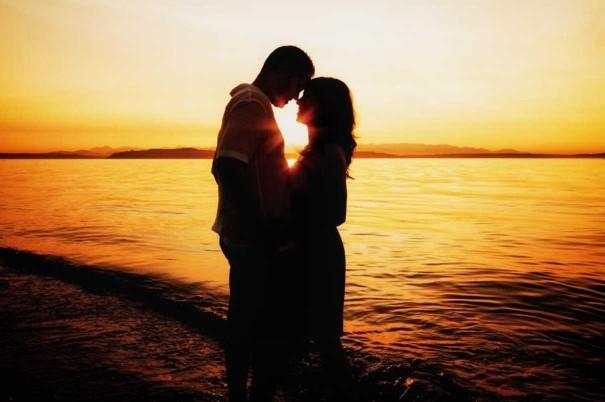 Who should take the first step into a relationship? The man or the woman.?