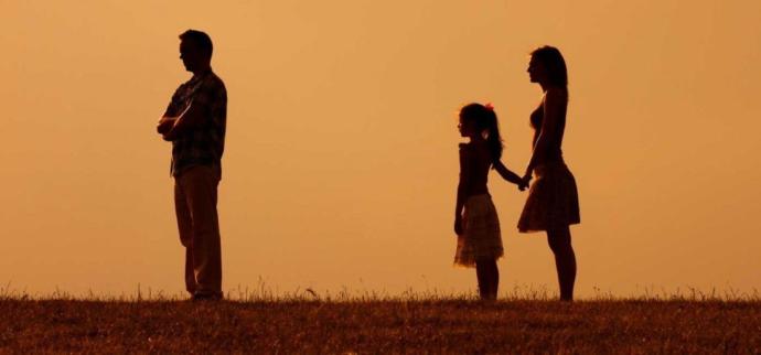 Girls, if you are daughters of emotionally distant fathers, did it affect your relationship with men?