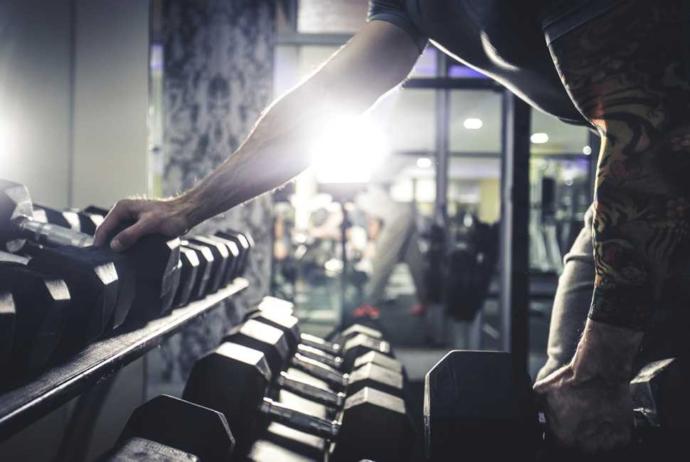 Is 7.5 % body fat too low for a non professional athlete ??