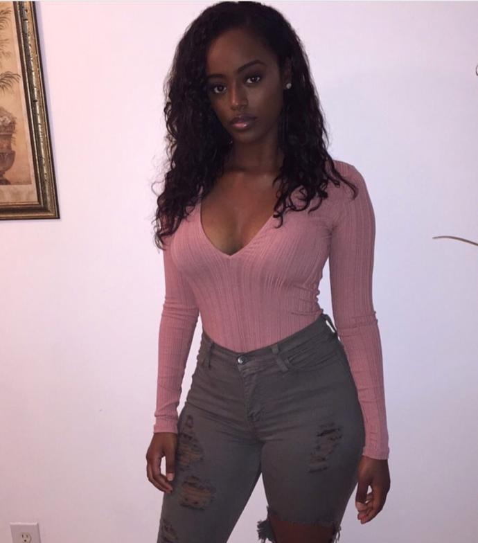 Guys would you date her?