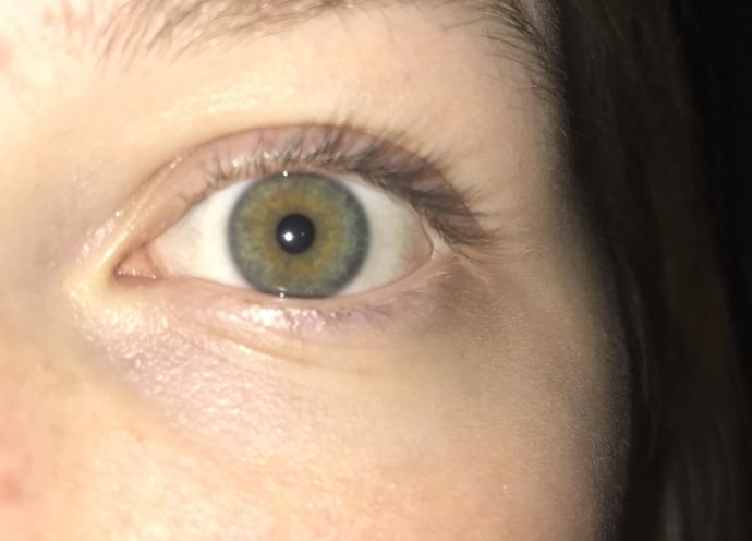 What color is my eyes?