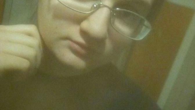 Do I look ugly with my hair up?