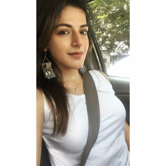 Ishwarya Menon - What's her boob size??