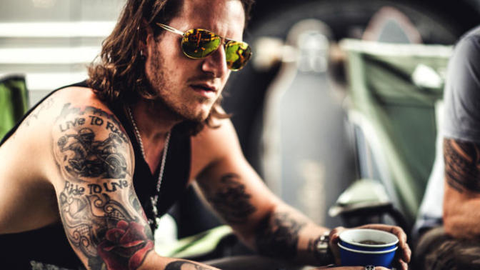 Anyone else really like guys with tattoos?