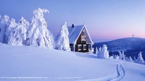 Would you rather live in a place that snows or a place that is sunny year round?
