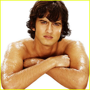 Girls, Girls rate the look of this actor out of 10?