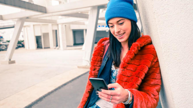 Do you save conversations on Snapchat?