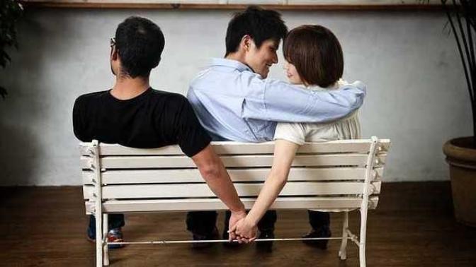 Does my girl still loves me if she is sleeping with her ex boyfriend?