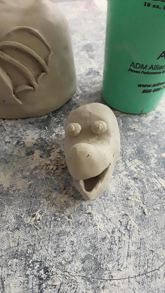 How does my dragon head look?
