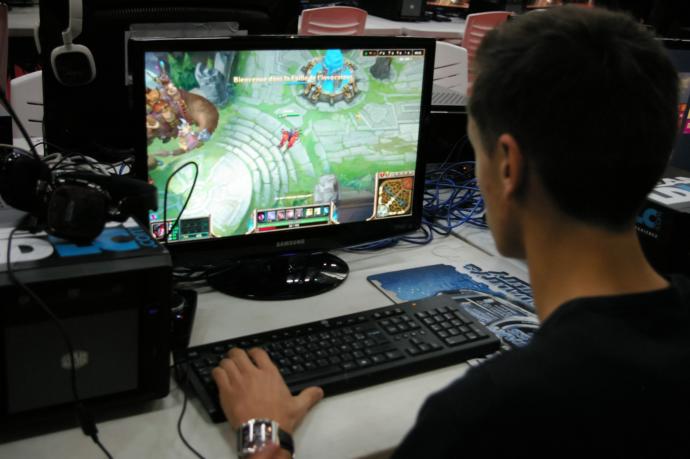 Would you give up video games for your girlfriend?