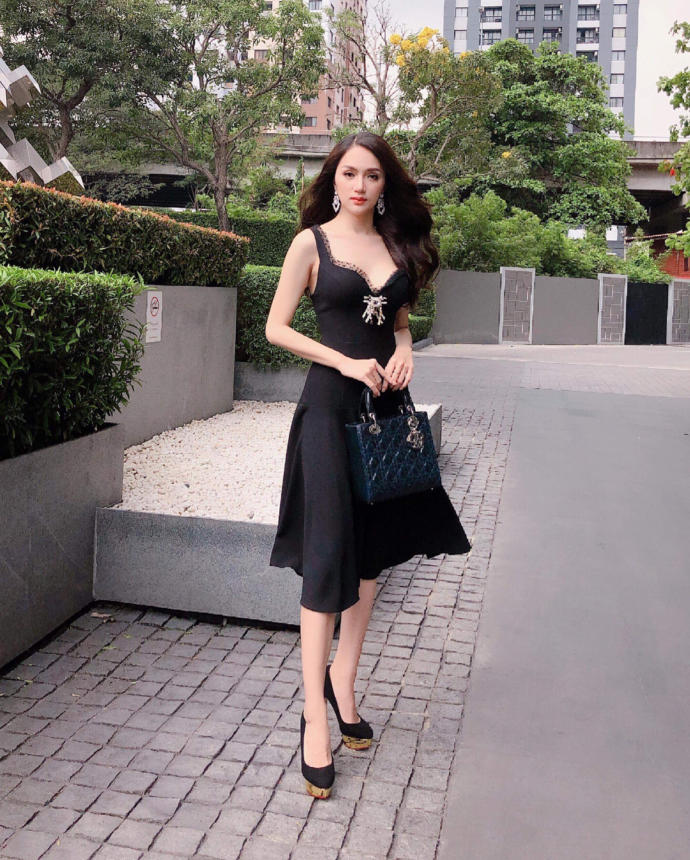 Does this Vietnamese woman look like good wife material?