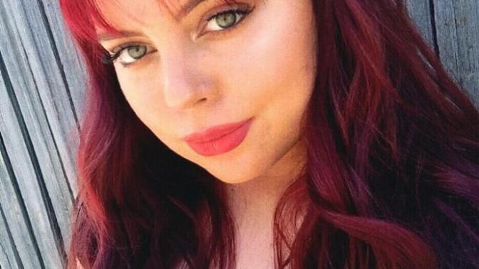 Is my ex boyfriends current girlfriend pretty?