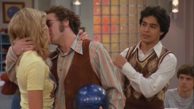 Why is it so awkward when couples kiss next to single people?