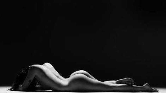 Would you pose for nude photography, what'd be ur T&C if you did?