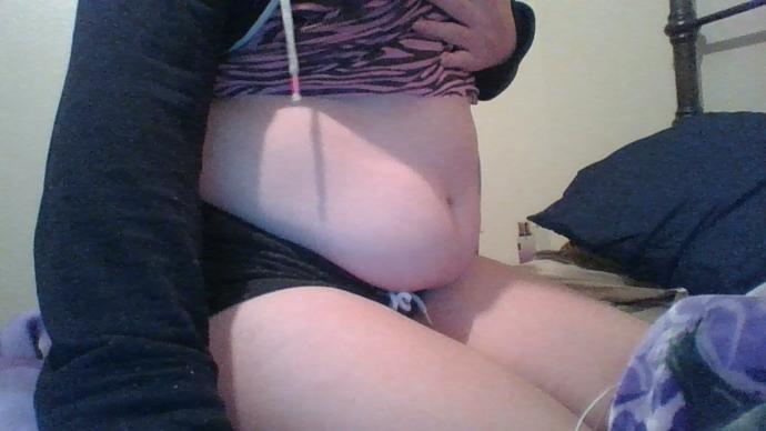 Would you date a girl that was kind of chubby/had a beer belly?