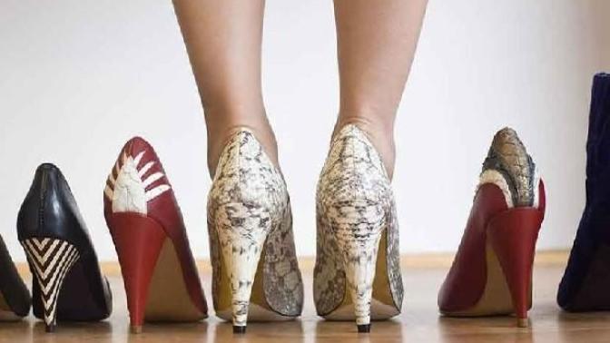 Can wearing high heels build muscle?