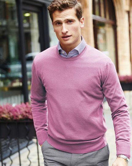 What would you think if your friend or boyfriend started dressing like this everyday?