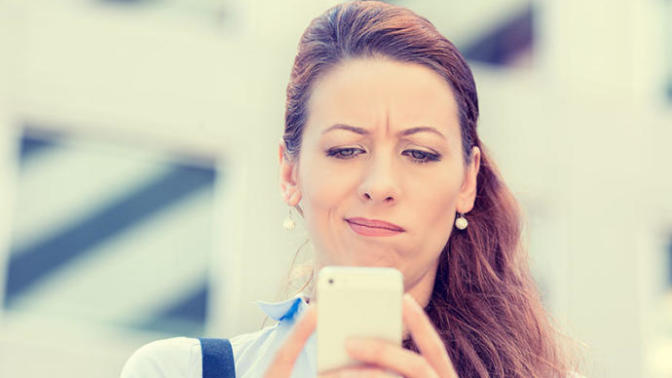 What are the reasons why guys give mixed signals to women?