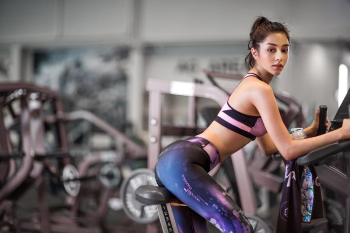 What do you guys prefer fit girl with small breasts (A, B cups) or chubby and busty girl?