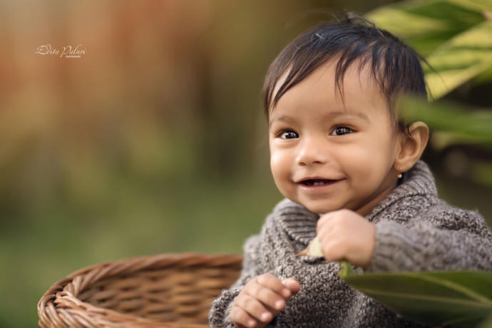 Would you want to give this adorable baby boy a hug if he wants to give you one and ask for one?