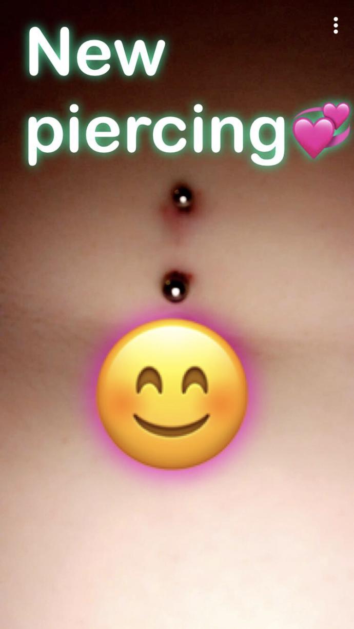 How many tattoos and piercings y’all have I have two tattoos just got one today and 6 piercings got a new one today and one yesterday?