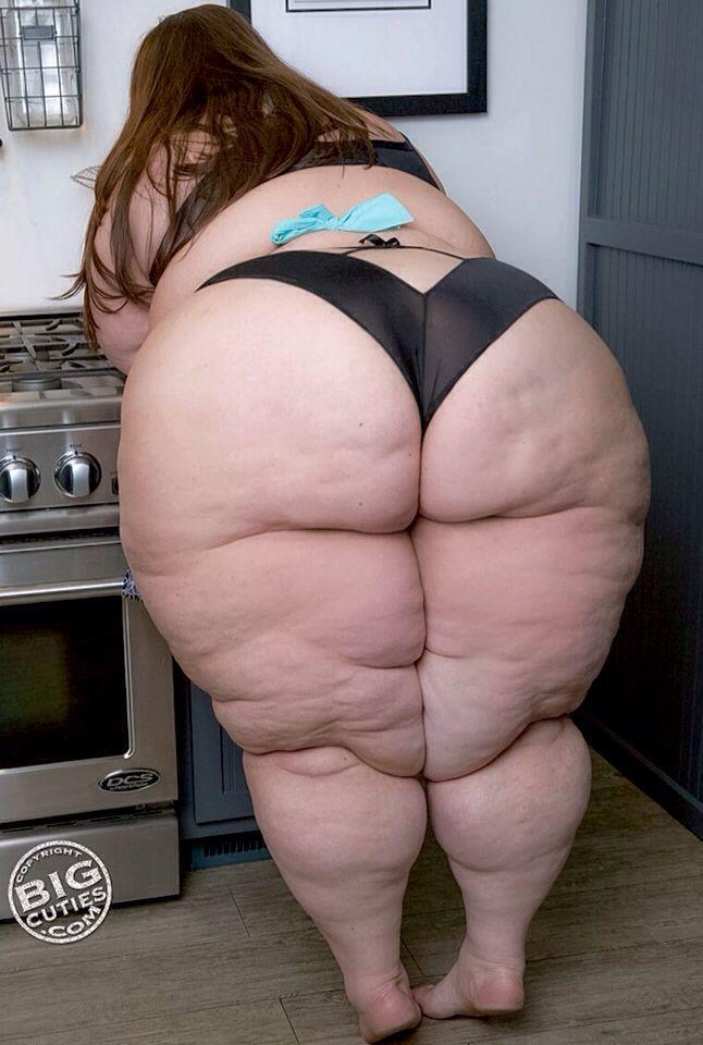 Please, rate these asses?