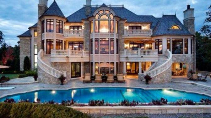 If you won a 3 story mansion (10 bedrooms, 7 bathrooms) who would you invite to live with you? Would they stay free or put in on rent?