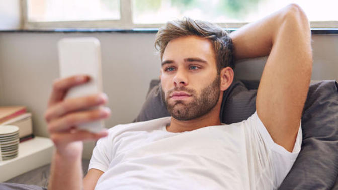 Do most guy really not contact girls after getting their number because they're nervous or is there another reason?