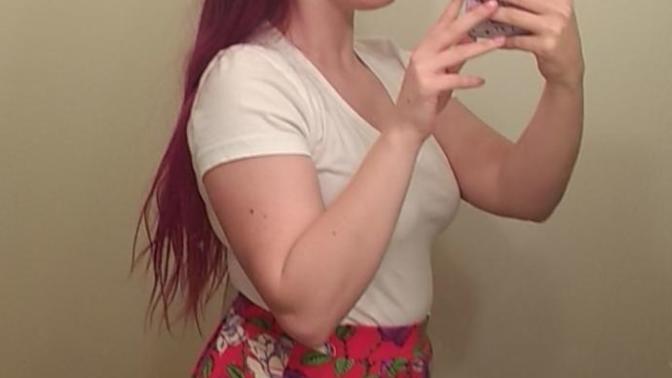 What color should I dye my hair?