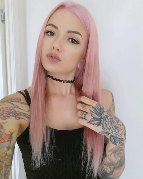 Can a 25 years old girl dye her hair pink, and be seen as normal?