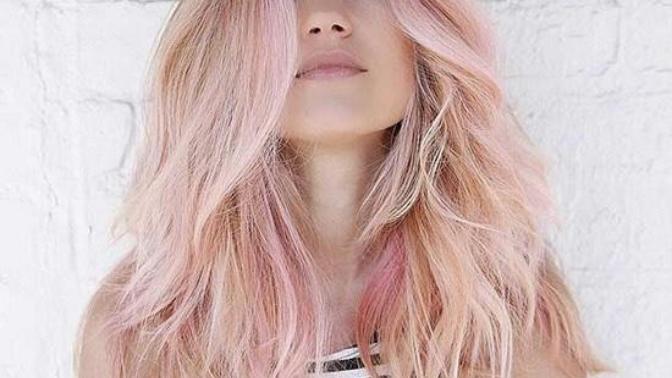 Can a 25 years old girl dye her hair pink, and be seen as normal?