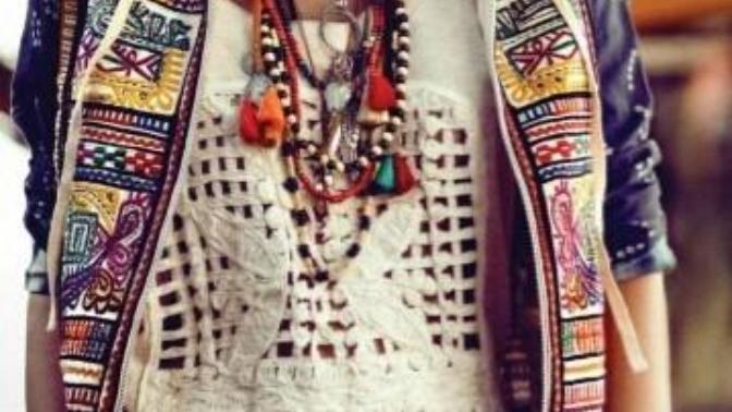 Guys, What type of outfit do you like the most on women?