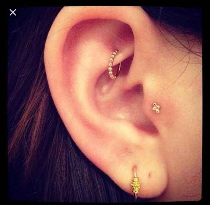 Which look is better; With a rook and tragus or rook with conch?