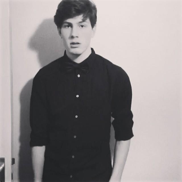 Which hairstyle looks better (aesthetically)?