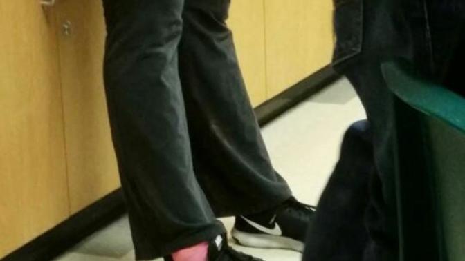 Some highschool girl came in my class with a cameltoe, why did she not notice?