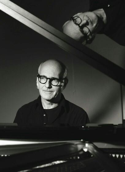 Do you listen Ludovico Einaudi?