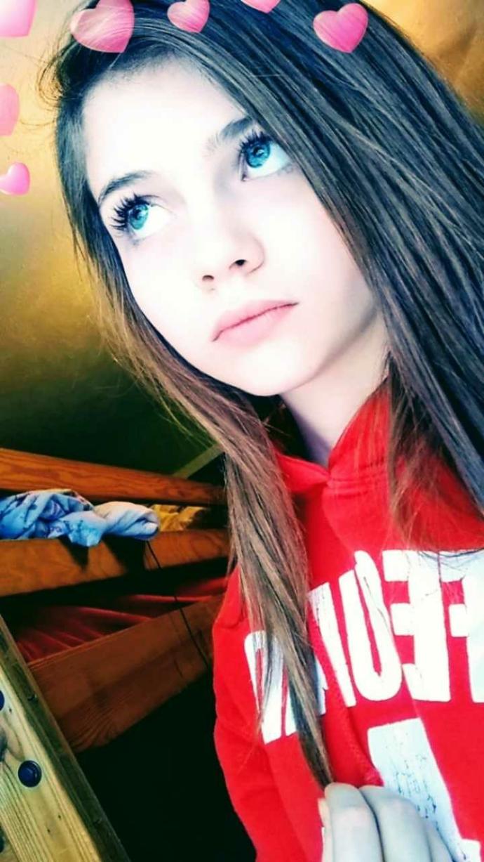 What color should I dye my hair?