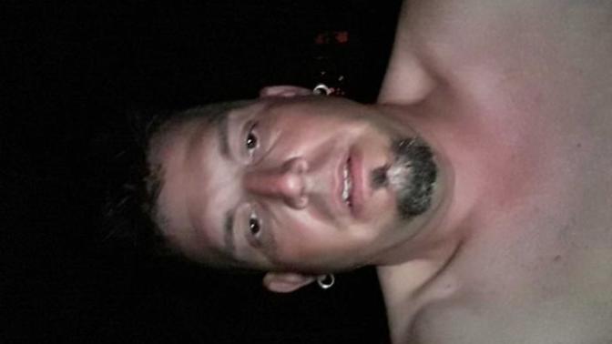 Girls rate my pic from 1 to 10. Be honest?