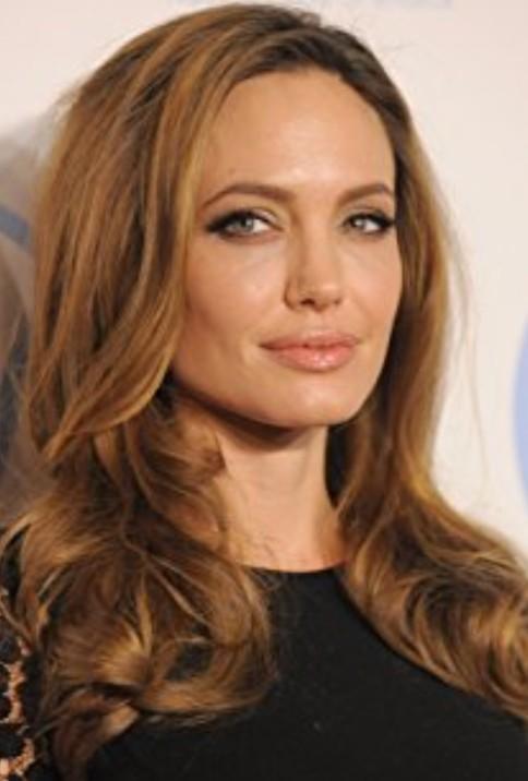 Thoughts on masculine jaws on girls?