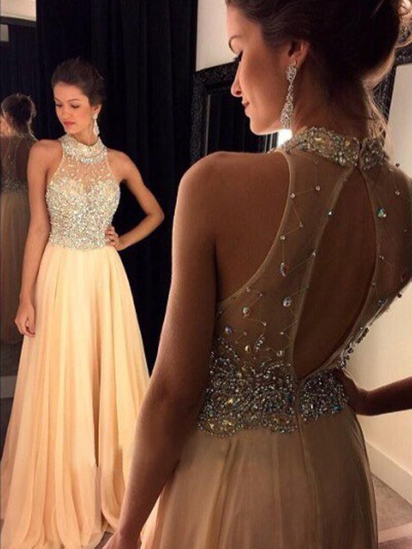 Which is the best dress for senior prom👗?