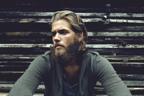 If a guy is mysterious, is that attractive for girls? Why or why not?
