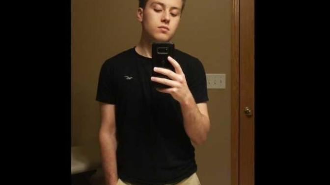 Uhh how do I look and rate me pls I'm an attention hor bruh so pls give a brotha some love or imma hunt you down and destroy your bloodline biatch?