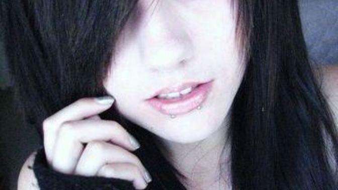 Pick my EMO Girlfriend?