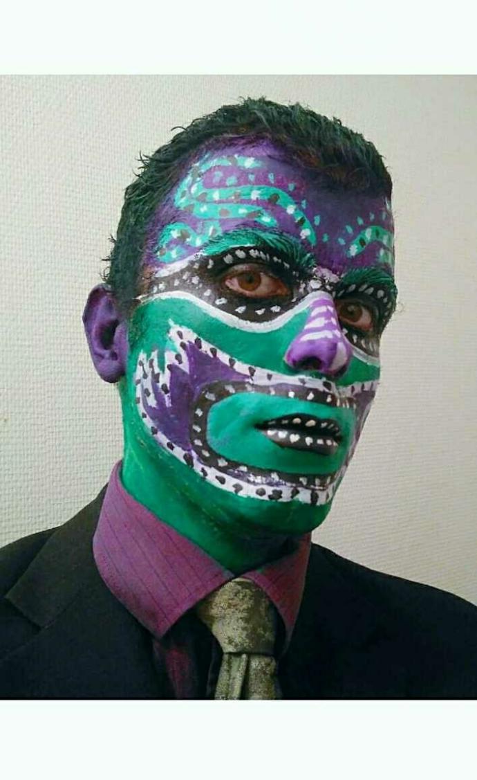I painted my face. Do you like it? (see details)?