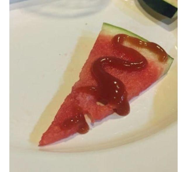 Did this person pizza correctly?